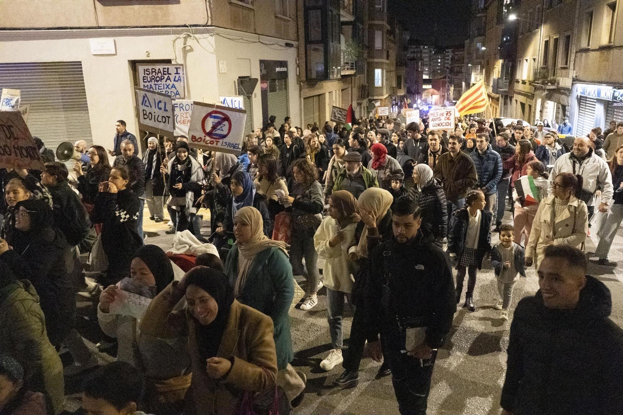 Les imatges de la manifestació a favor de Palestina a Manresa