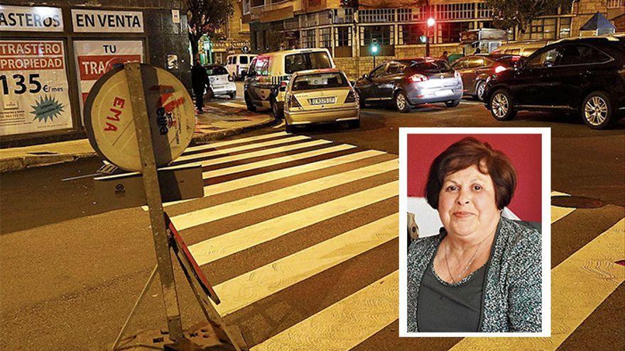 El paso de cebra entre San Juan de la Cruz y Manuel Llaneza donde se produjo el accidente. A la derecha, Margot Arias García. | Ángel González