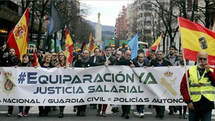 Unos 1.000 policías y guardias civiles de Extremadura convocados a manifestarse