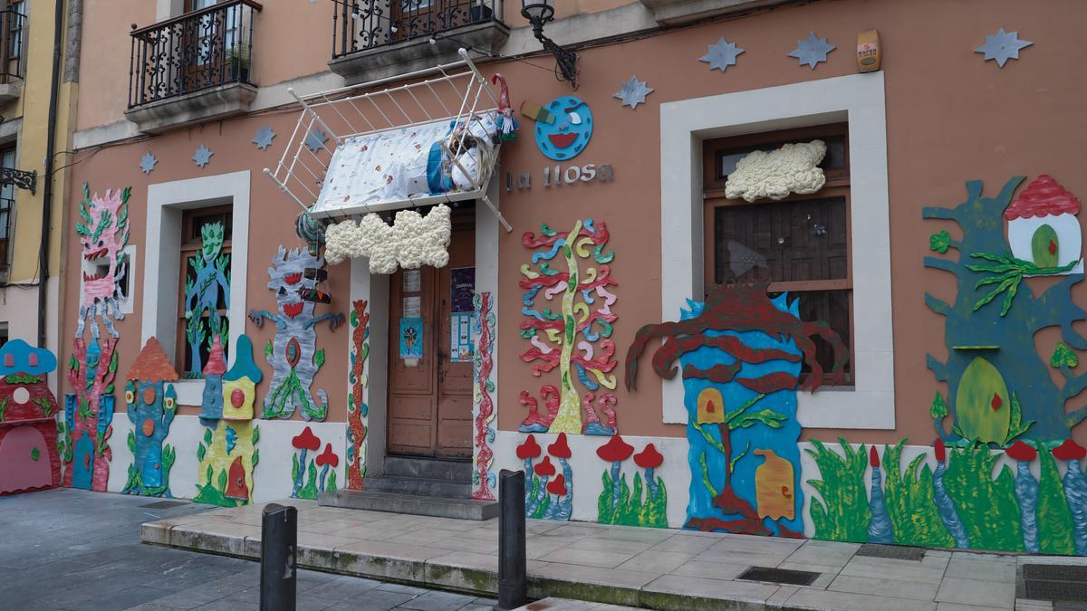 La Llosa, en la plaza de Carlos Lobo