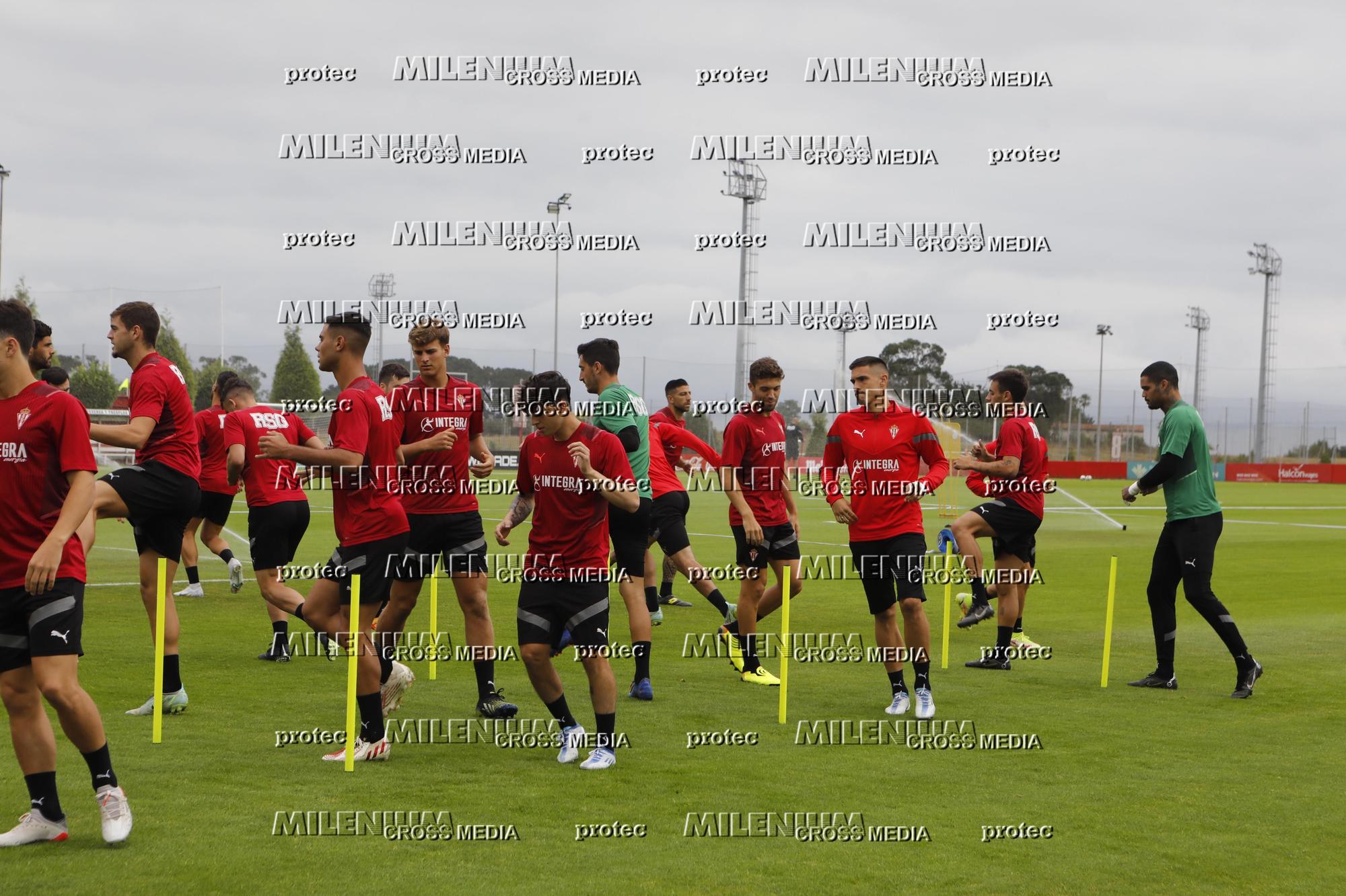 Irarragorri visita a Mareo y Cote y Jordan Carrillo se unen a los entrenamientos del Sporting