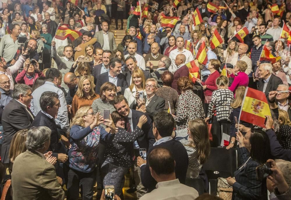 Pablo Casado reivindica que solo el PP defiende a las clases medias.