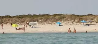 El nudismo de capa caída: «Solo es para valientes sinvergüenzas»