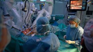 Programa de cirugía robótica de la válvula aórtica del Hospital Clínic