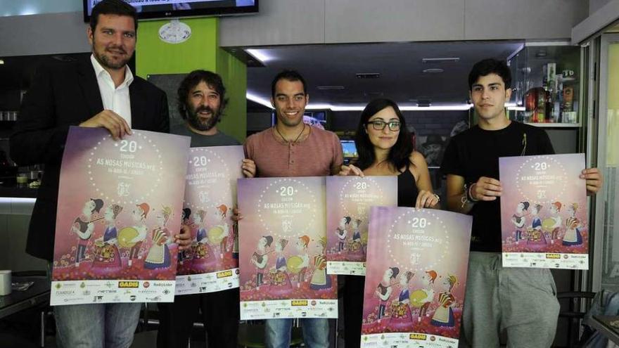 José López, Xermán Muíños, Iván Magariños, Sandra Uzal y Manuel Brey, ayer. // Bernabé /Javier Lalín