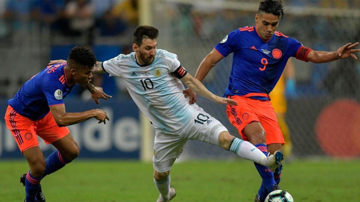 Falcao y Messi se enfrentaron en la primera jornada de la Copa América