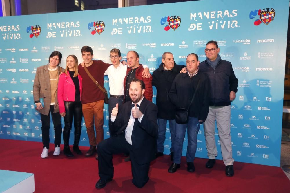 El Levante UD y su Fundación presentan la película levantinista "Maneras de vivir"