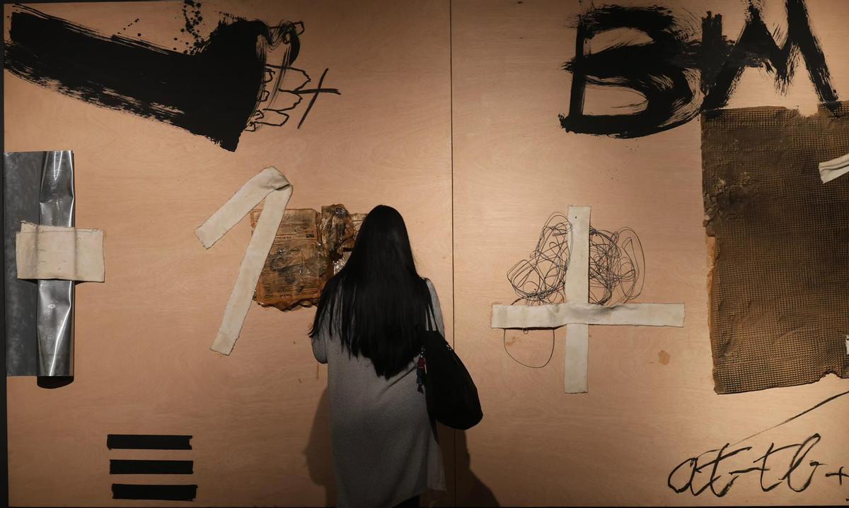 La Fundación Bancaja inaugura la exposición 'Tàpies: Última década 2002-2012'