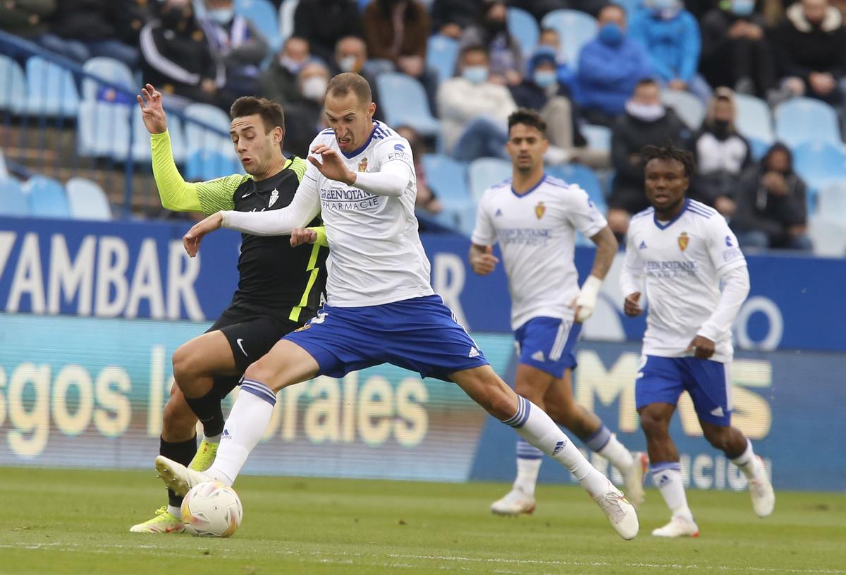 En imágenes: así fue la derrota del Sporting en La Romareda En imágenes: así fue la derrota del Sporting en La Romareda