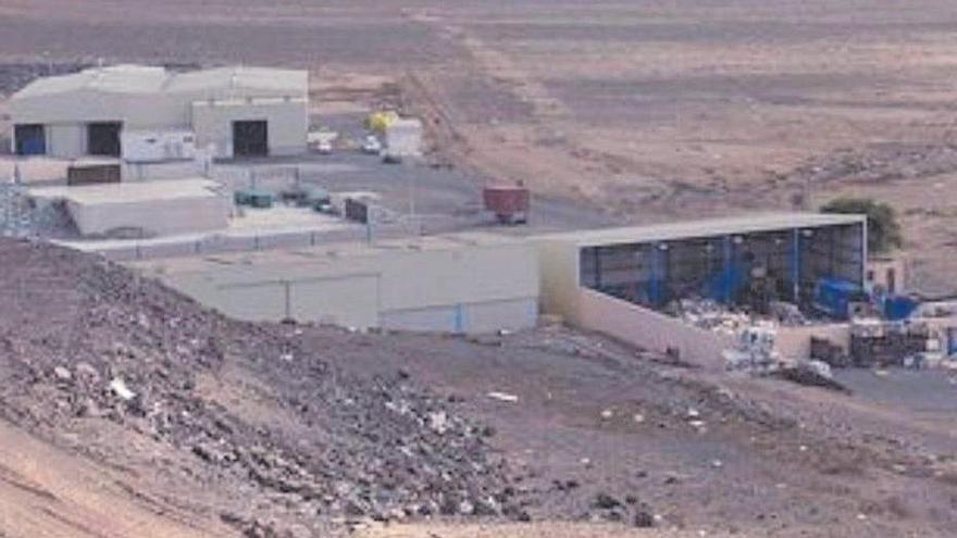 Fuerteventura denuncia ocho millones menos para el vertedero de Zurita