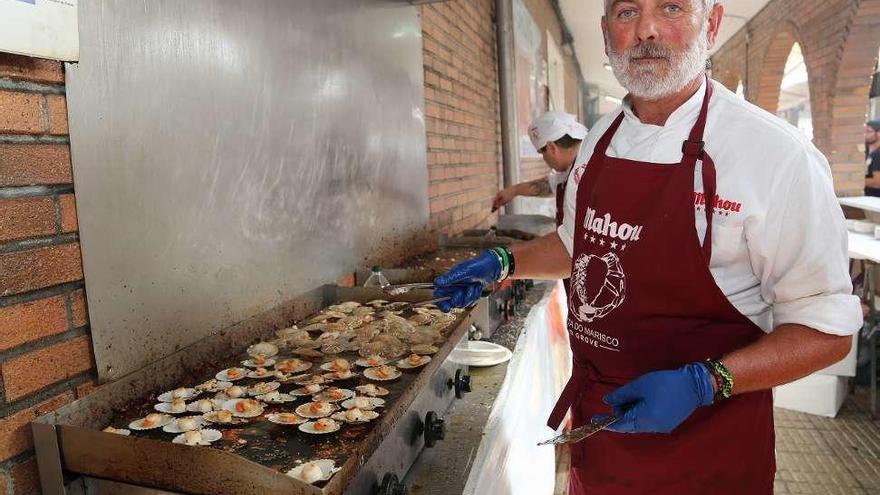 Preparación de zamburiñas a la plancha. // Muñiz