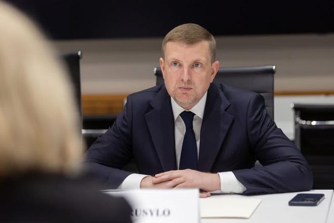 Ihor Brusylo, exdirector adjunto del gabinete de Zelenski: "Ucrania está dispuesta al diálogo con Putin. Es la única manera de acabar con esta guerra innecesaria"
