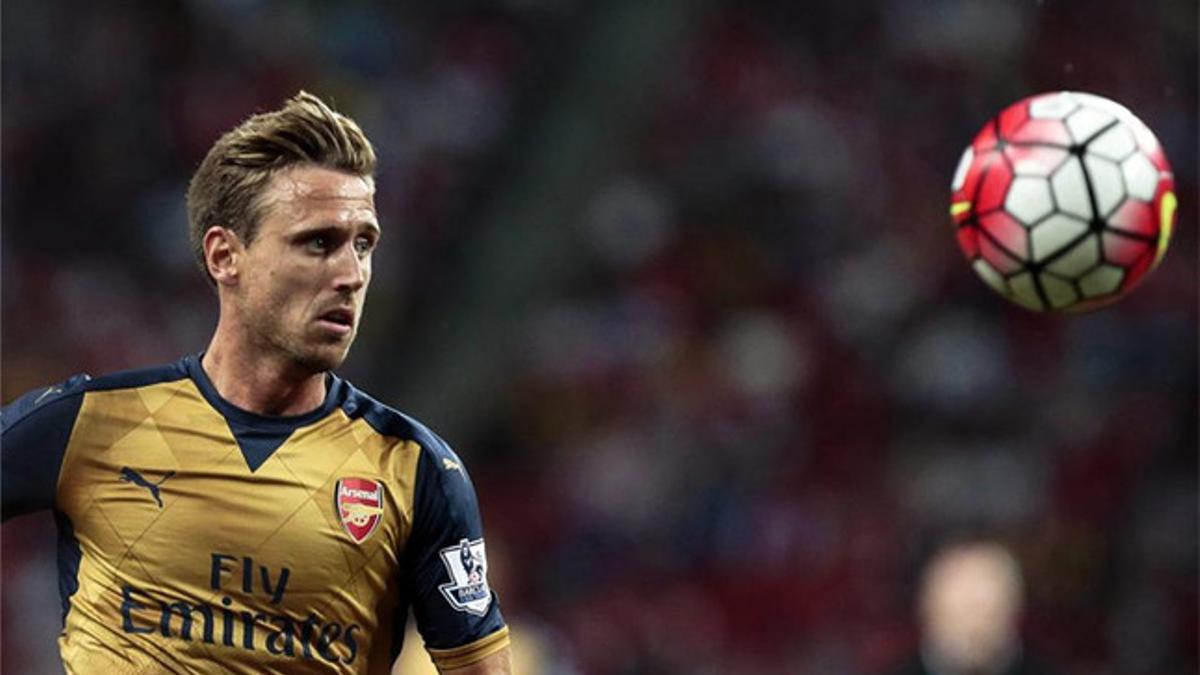 Monreal renueva con el Arsenal