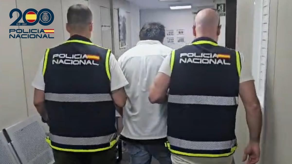 El acusado, tras su detención.