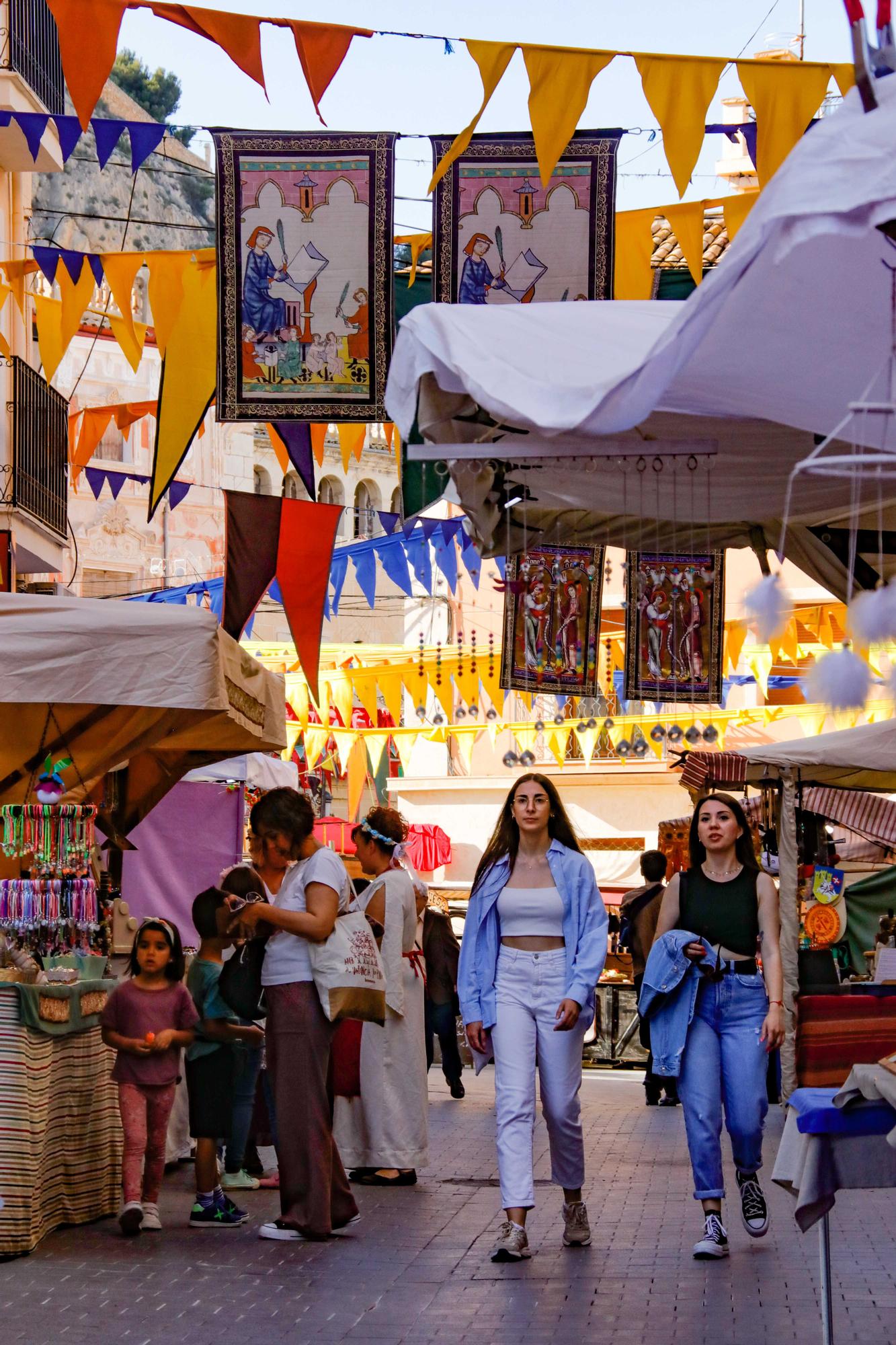 Días de comercio y ocio en Castalla