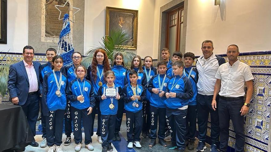 Arucas recibe a varios deportistas reconocimiento de sus últimos logros deportivos