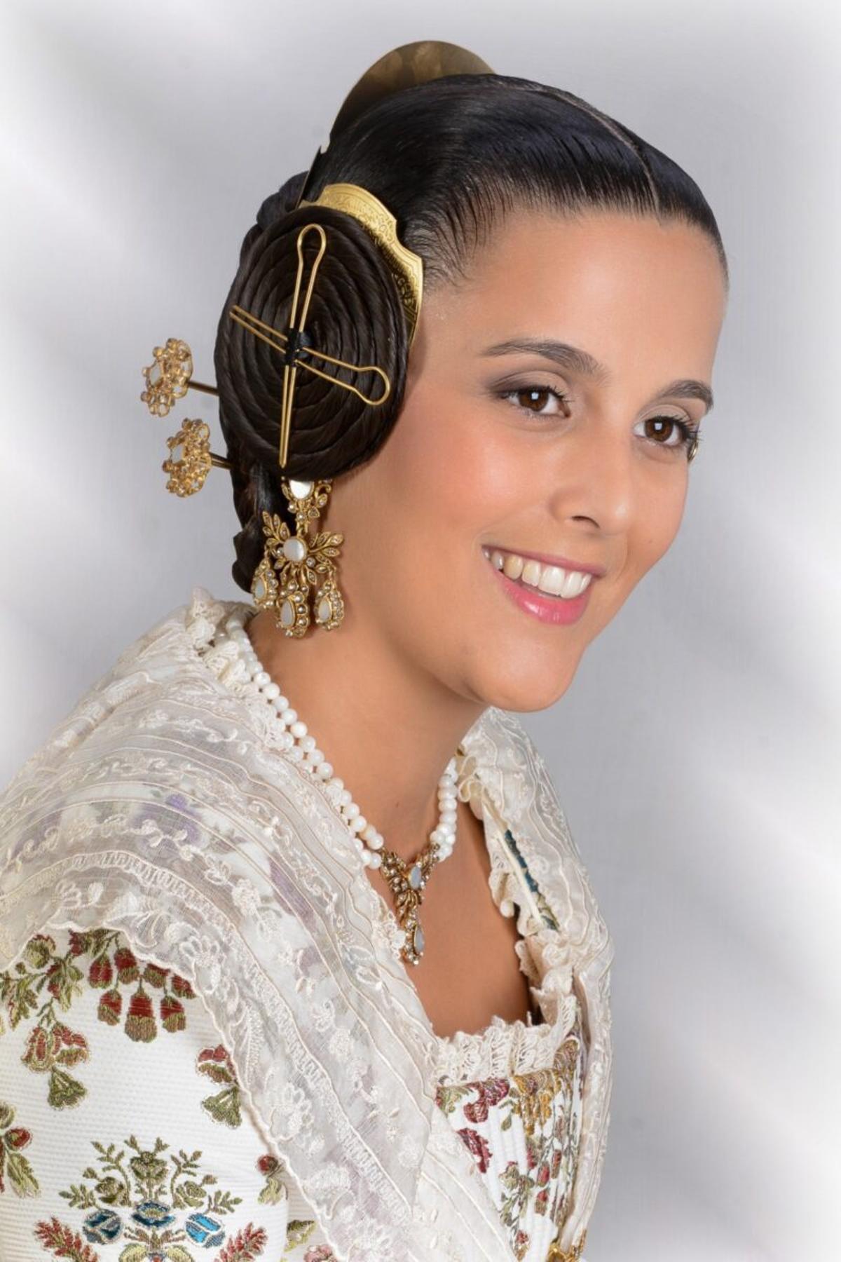 BENICALAP - Cristina Montesinos Ferriol (Ecuador-Alcalde Gurrea)