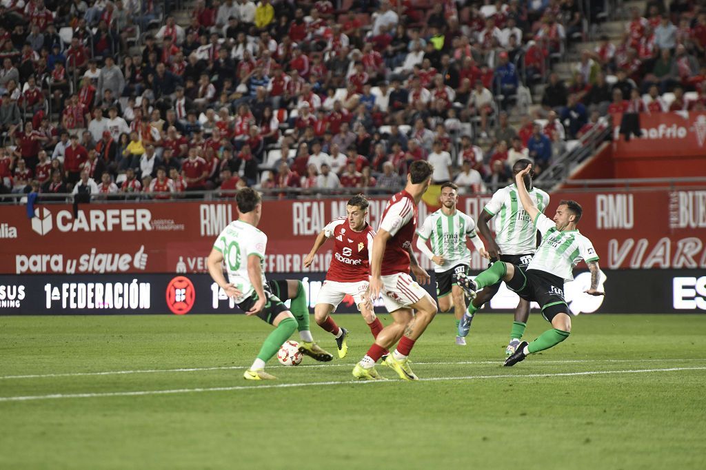 Las mejores imágenes del partido entre el Real Murcia y el Antequera