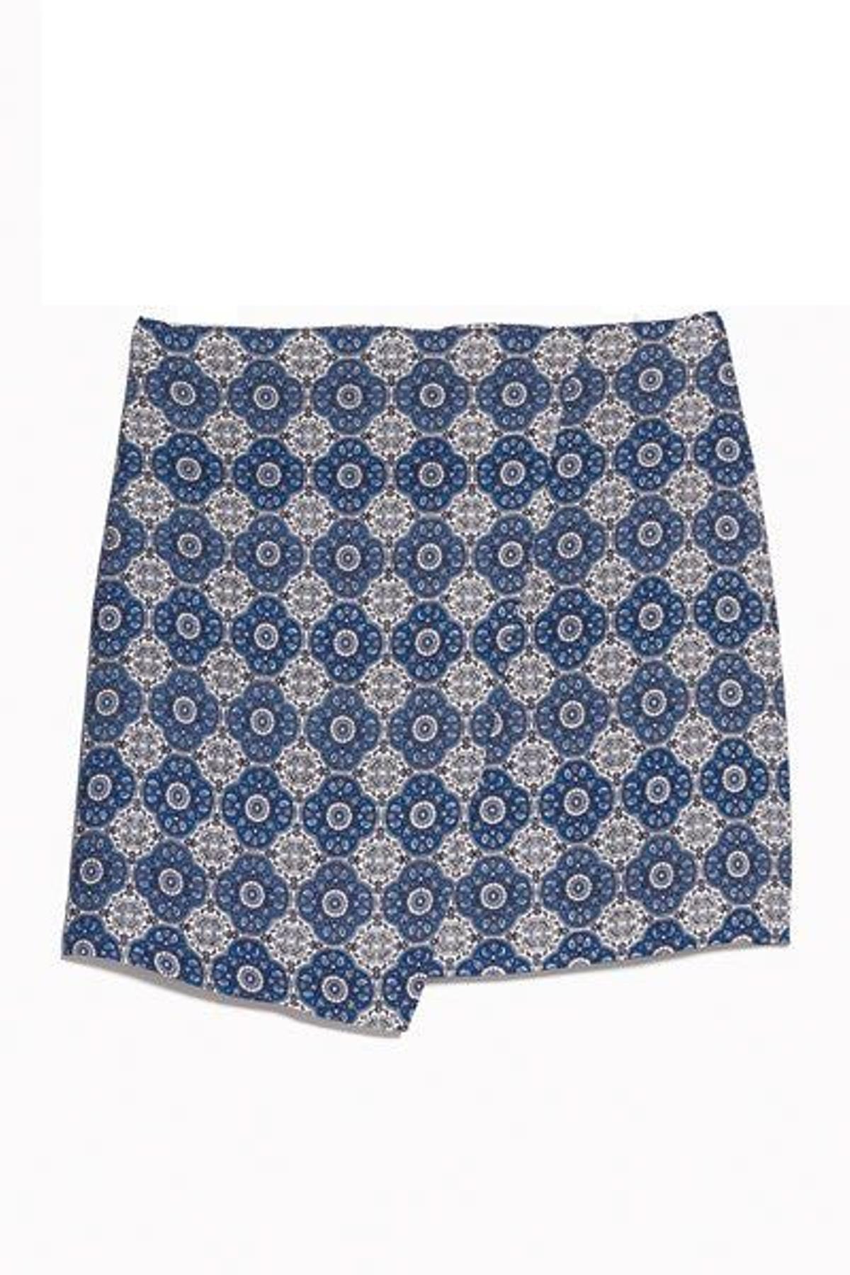 Tendencias primavera - verano 2015: las faldas, mejor con cruce - mango