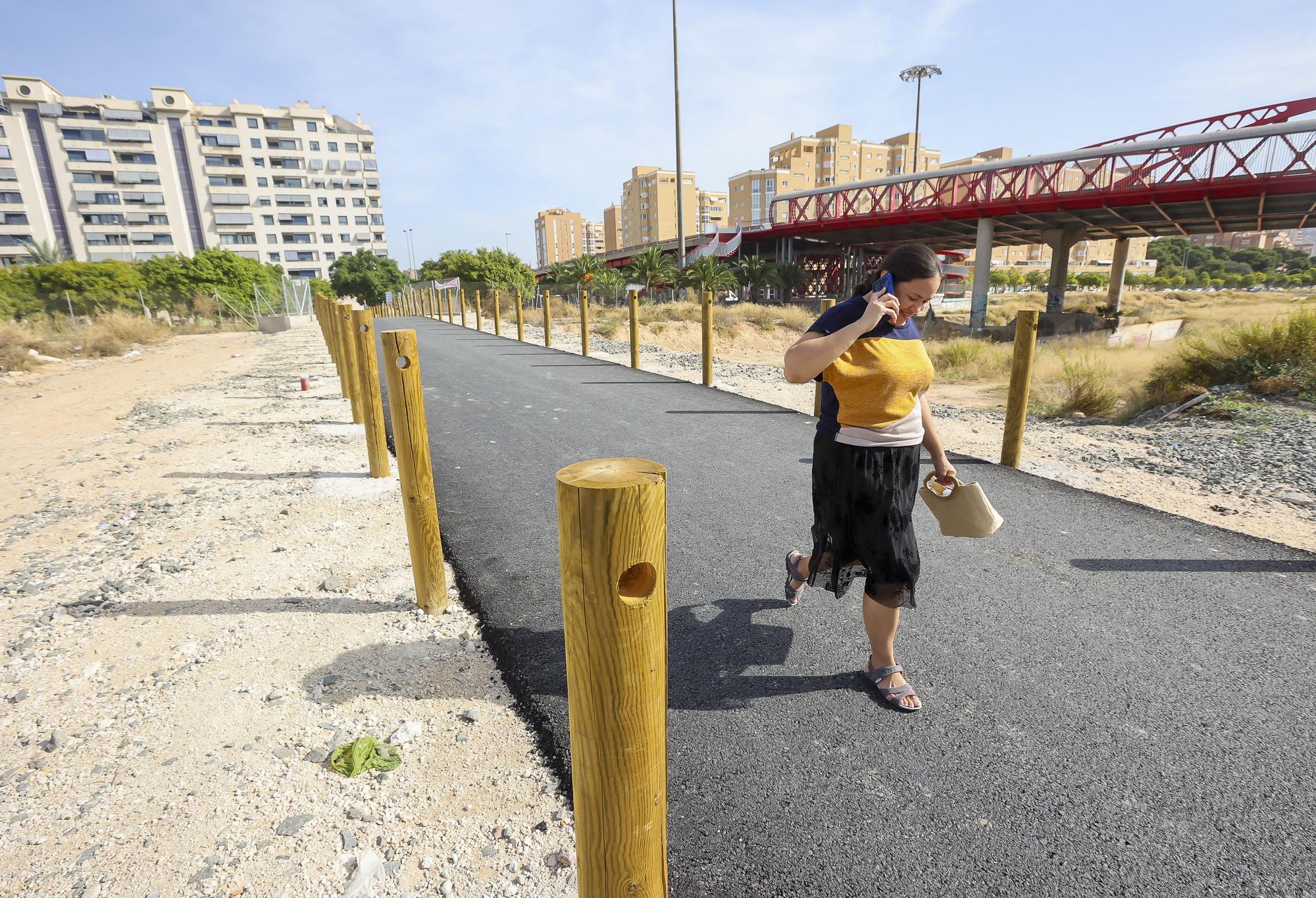 Las obras de los pasos peatonales sobre el futuro parque central se han visto afectados por la crisis de materiales