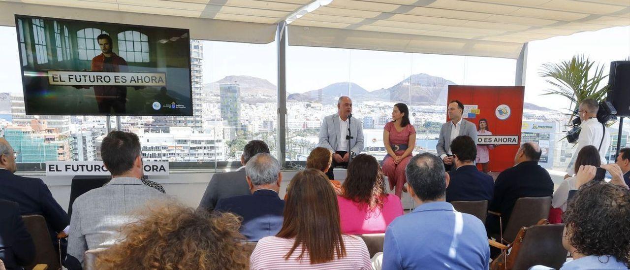 Presentación de la campaña de publicidad de la marca &#039;Elaborado en Canarias&#039; bajo el lema &#039;El futuro es ahora&#039;,