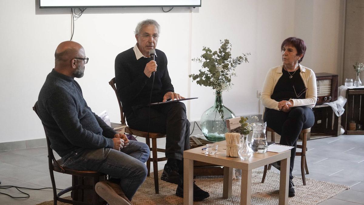 Nieves Barredo, Carme Romeu i Teresa Sivila van ser les protagonistes de la taula rodona celebrada ahir en el marc del Dia Internacional de la Dona Nieves Barredo, Carme Romeu i Teresa Sivila van ser les protagonistes de la taula rodona celebrada ahir en el marc del Dia Internacional de la Dona