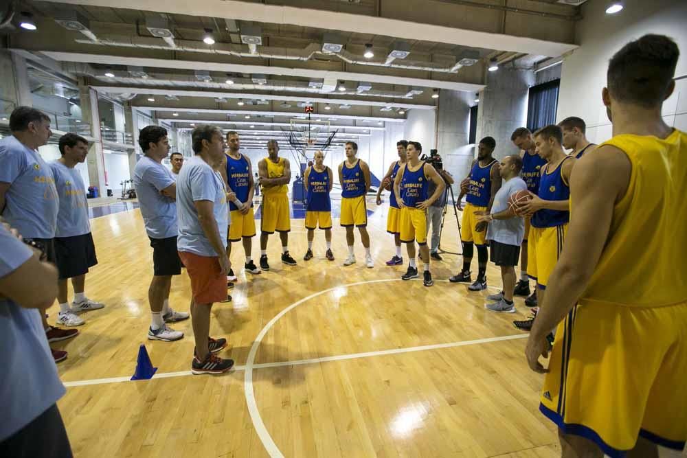 Primer entrenamiento del Herbalife Gran Canaria