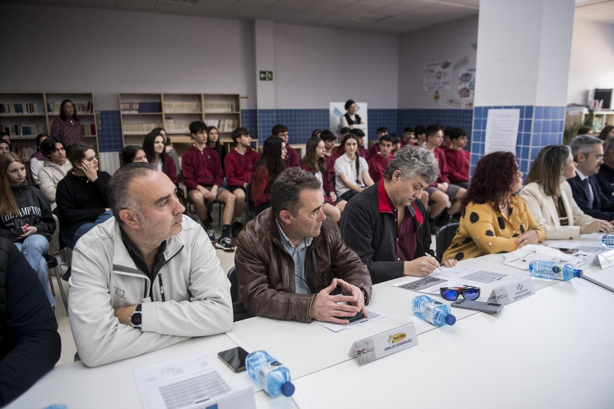 Colegio San Antonio de Cáceres: tu futuro en un minuto