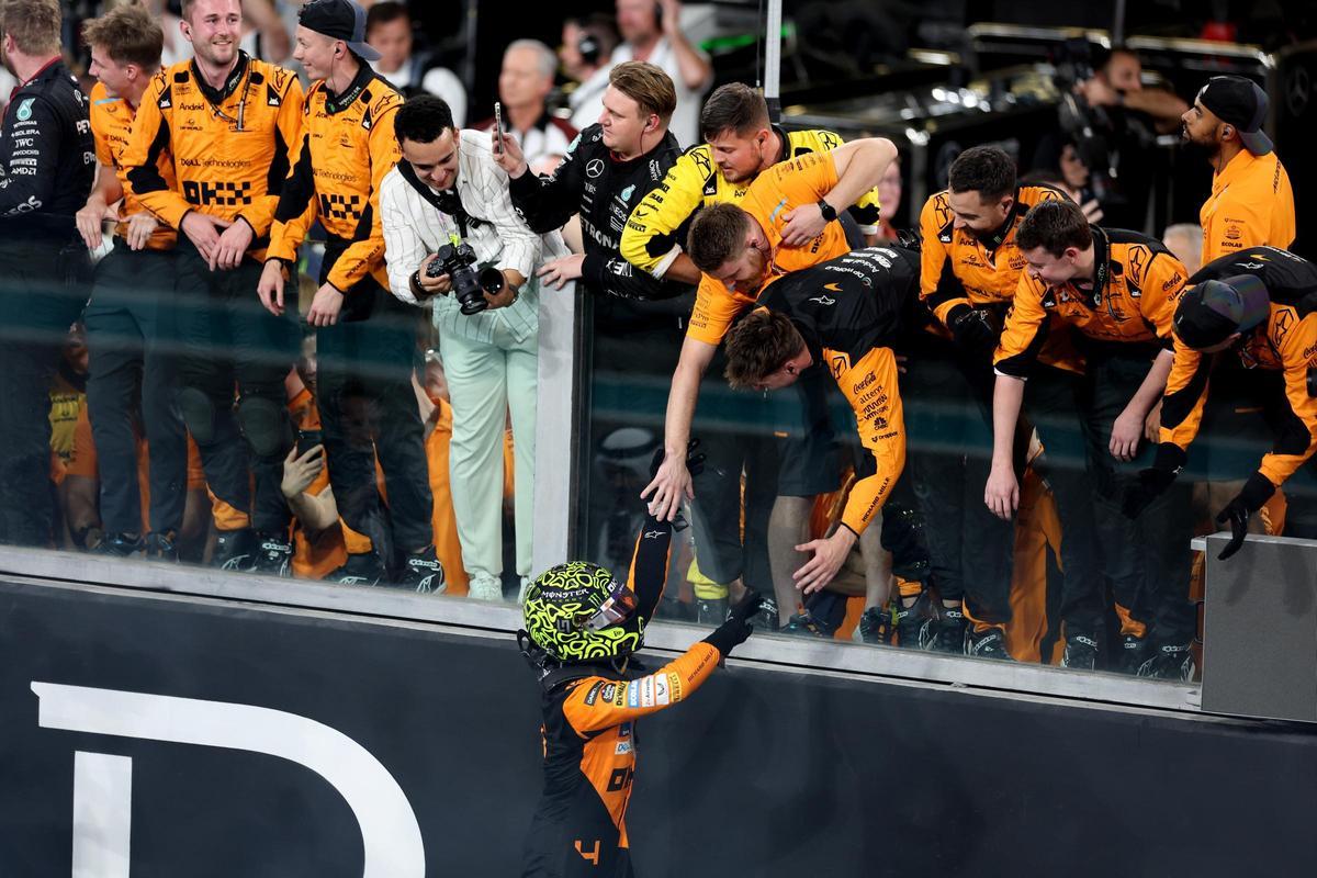 Celebración en el muro