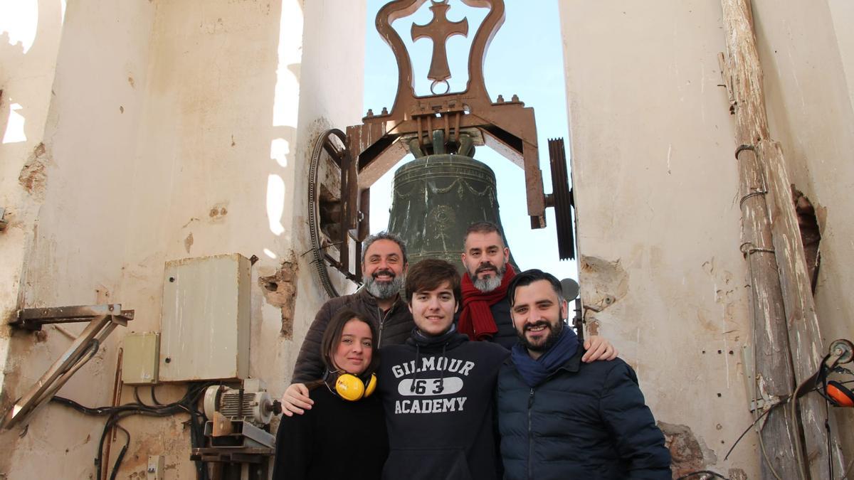 Vuelven a tocar de forma manual las campanas de la iglesia de Moncofa 28 años después