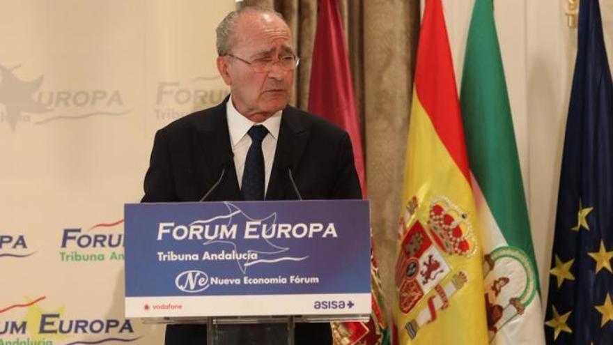 El alcalde de Málaga, Francisco de la Torre, ha participado hoy en el Forum Europa.