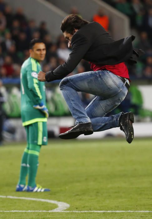 Las mejores imágenes del partido de ida de cuartos de final de la Champions entre el Wolfsburgo y el Real Madrid.