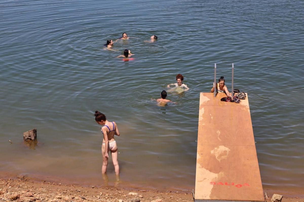 La Breña II y La Colada abren sus playas al baño con aforo limitado