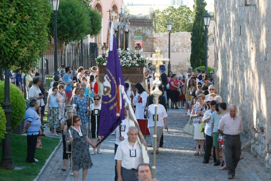 La procesión del Carmen toma el casco antiguo