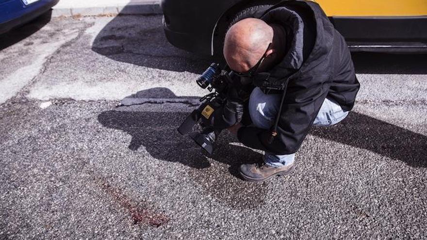 Imagen del lugar en el que fue mortalmente acuchillado el exinspector de la Policía Nacional.