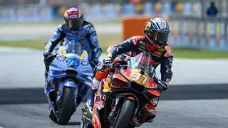 MotoGP Gran Premio de Catalunya, última hora en directo | Una brutal caída de Álex Márquez provoca una bandera roja en Montmeló