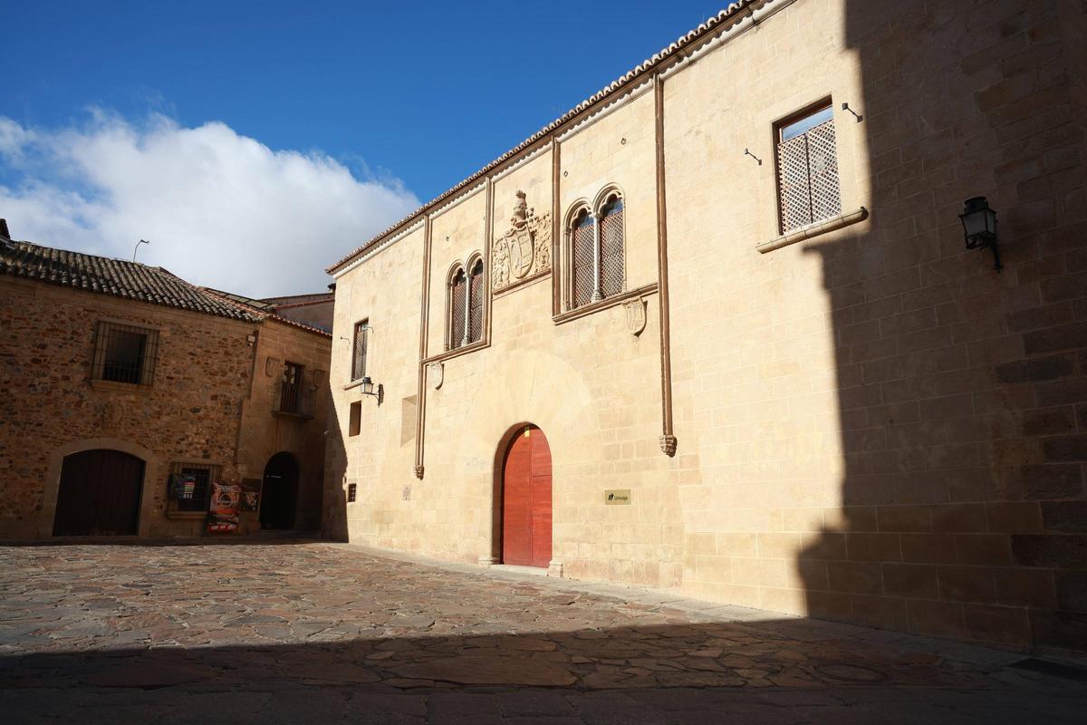 Galería | Así es el Palacio del Mayoralgo de Cáceres