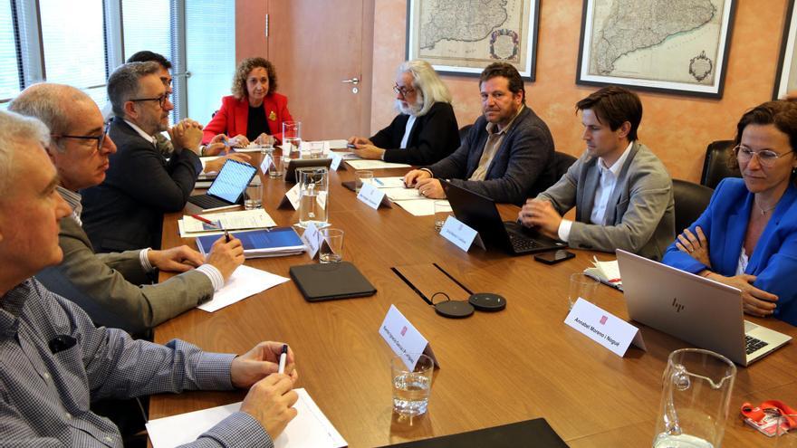 El Govern constitueix la taula dels ports de Catalunya amb l'ull posat en la descarbonització i la xarxa ferroviària