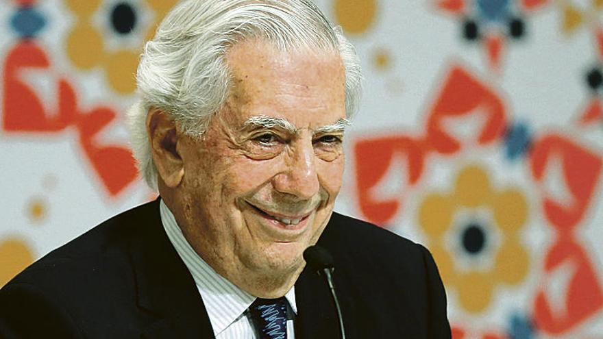 Vargas Llosa, en su intervención. // Efe