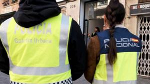 Operativo conjunto de la Guardia Urbana de Barcelona y Policía Nacional