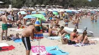 Prou anima a participar en la protesta contra la masificación en Ibiza