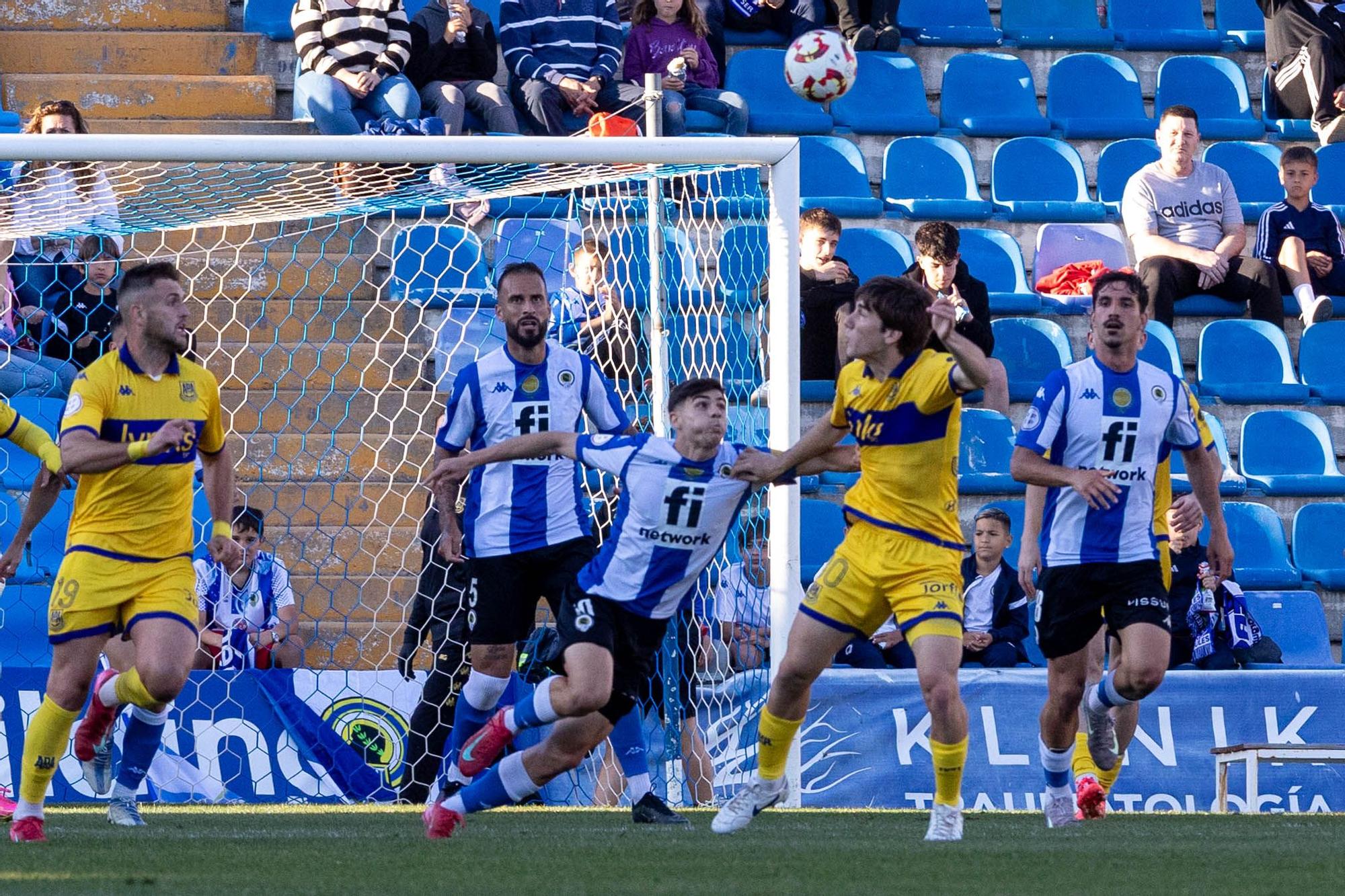 El Hércules derrota al Alcorón con dos goles en la segunda parte