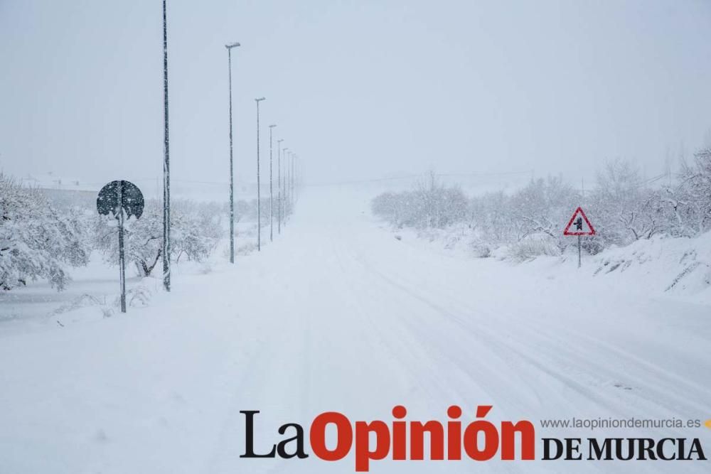 La nieve cubre de blanco el Campo de San Juan