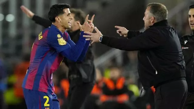 Joao Cancelo: "Hansi es un gran entrenador y una gran persona"