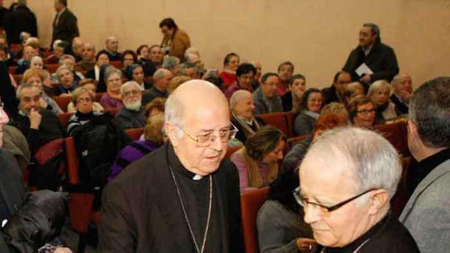 Blázquez junto Martínez Sacristán antes de la charla.