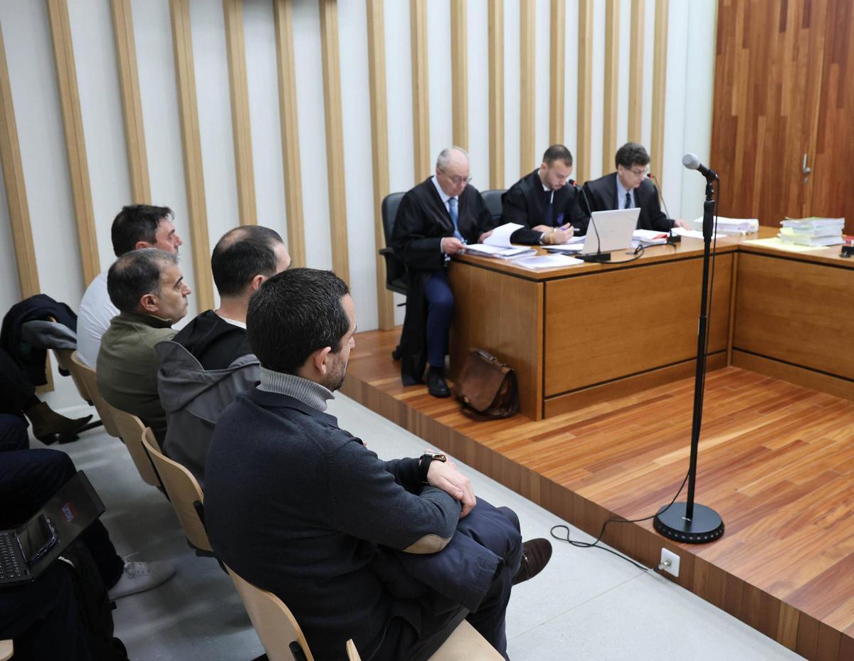 Los acusados durante la vista