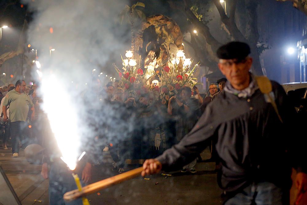 Instante de la Passejà de Sant Onofre celebrada el sábado por la noche en Quart de Poblet.