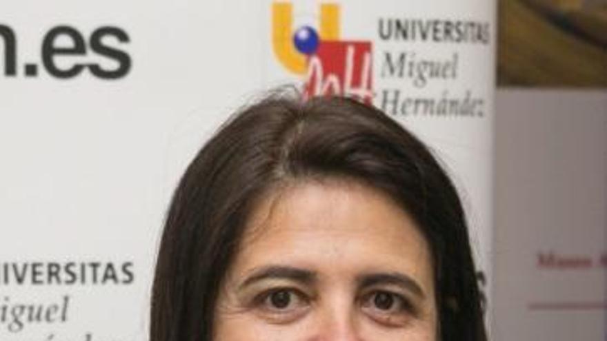 Medalla Barluenga para la científica de la Universidad de Elche Ángela Sastre