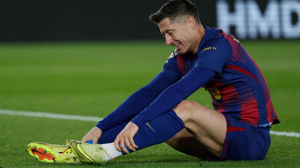 Salta la plantilla al Tito Vilanova de la Ciutat Esportiva para ejercitarse...¡sin Lewandowsky!