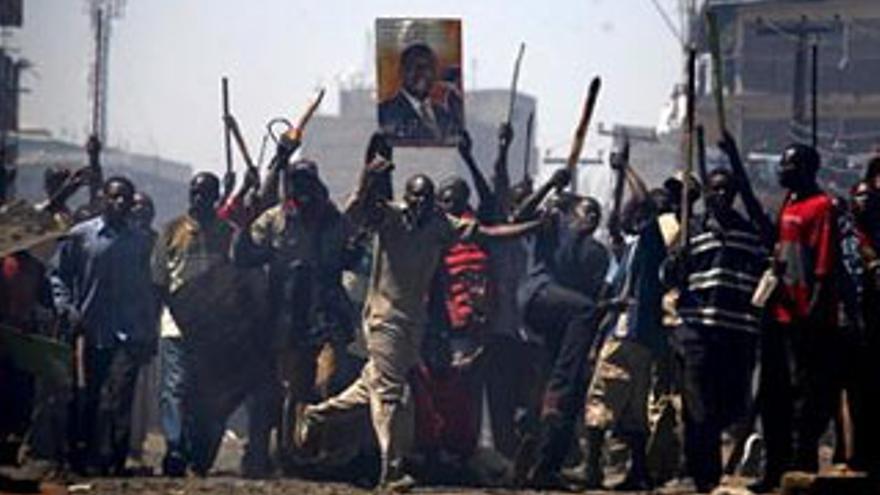 Reprimen con granadas lacrimógenas una concentración opositora en Kenia